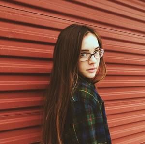 Meet your Posher, Acadia